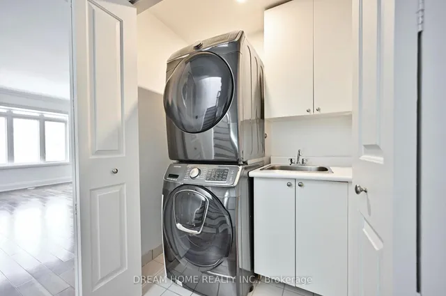 Additional image 37 of 9 Oakburn Cres Unit Th 28