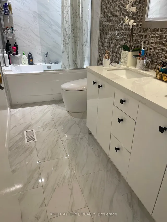 Additional image 25 of 72 Underhill Cres