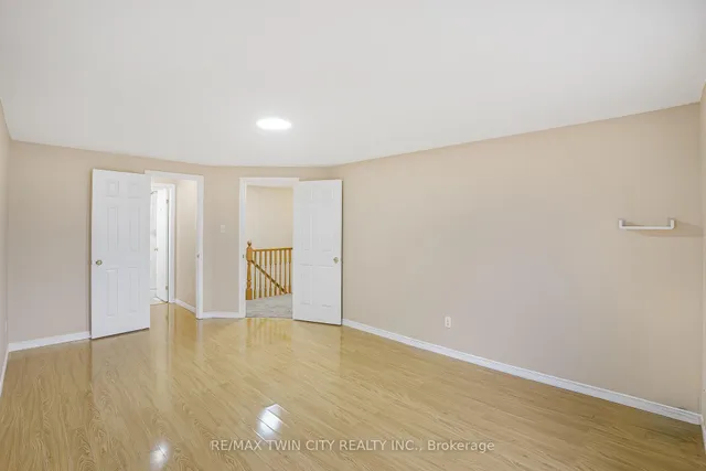 Additional image 22 of 74 Blue Lace Cres