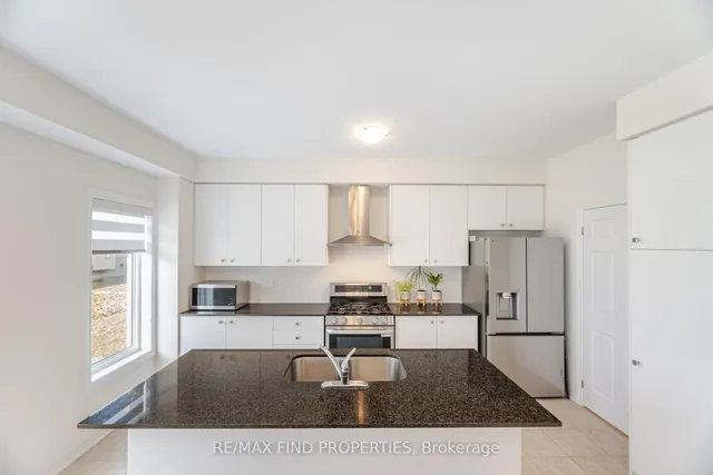 Additional image 11 of 3909 Koenig Rd