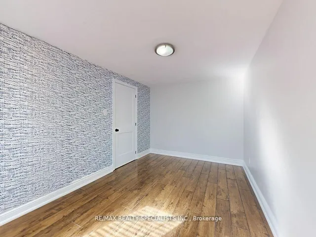 Additional image 23 of 34 Madoc Dr