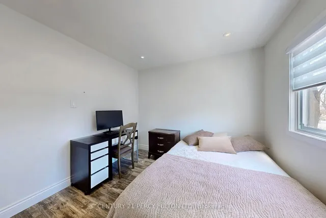 Additional image 22 of 3489 New St