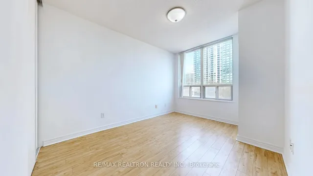 Additional image 24 of 28 Empress Ave Unit 505