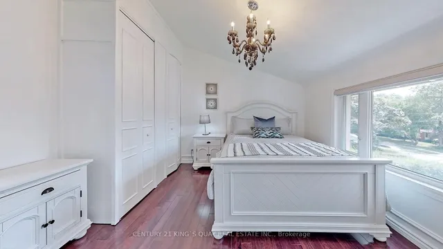 Additional image 28 of 21 Rialto Dr