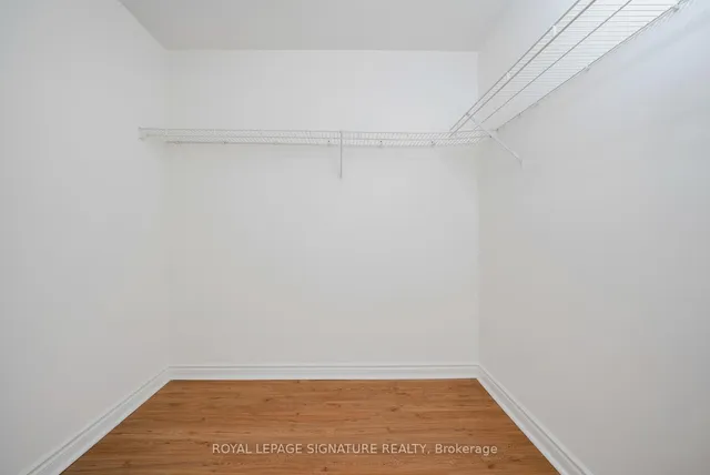 Additional image 34 of 889 Bay St Unit PH4