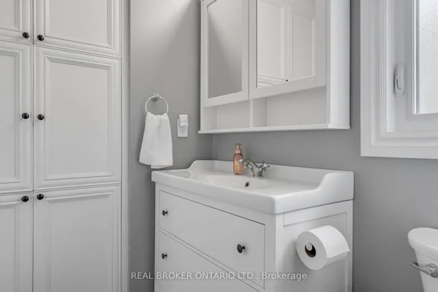 Additional image 19 of 40 Montcalm Pl