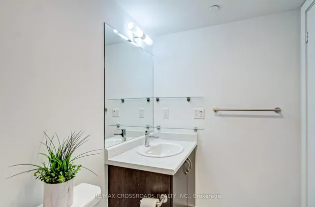 Additional image 24 of 1346 Danforth Rd Unit 214