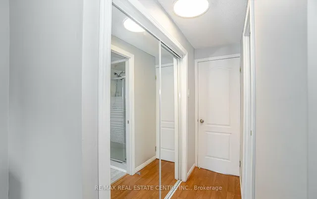 Additional image 23 of 2046 Glenada Cres