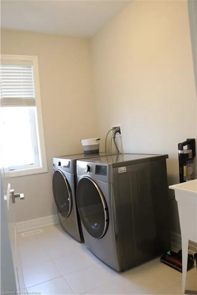 Additional image 22 of 58 William Nador St