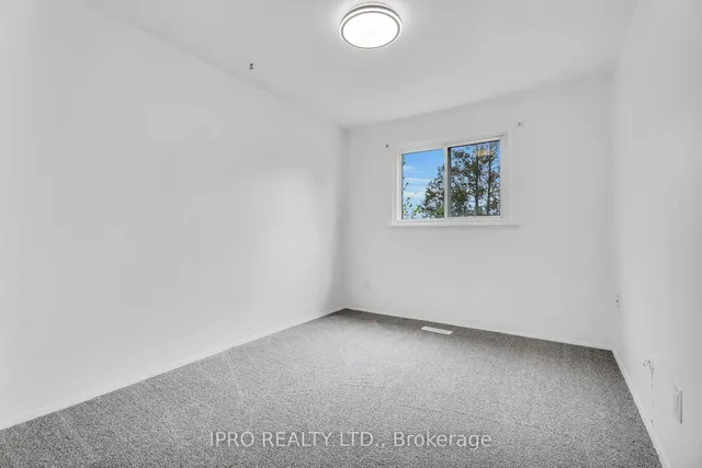 Additional image 23 of 40 Village Crt