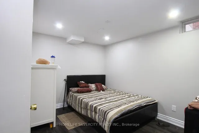 Additional image 38 of 4 Adam St