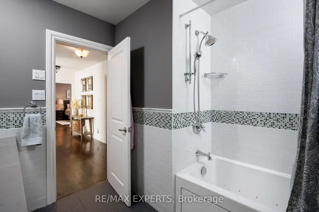 Additional image 39 of 6 Muirdale Ave