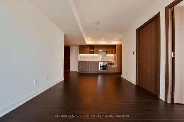 Additional image 10 of 17 Bathurst St Unit 1806