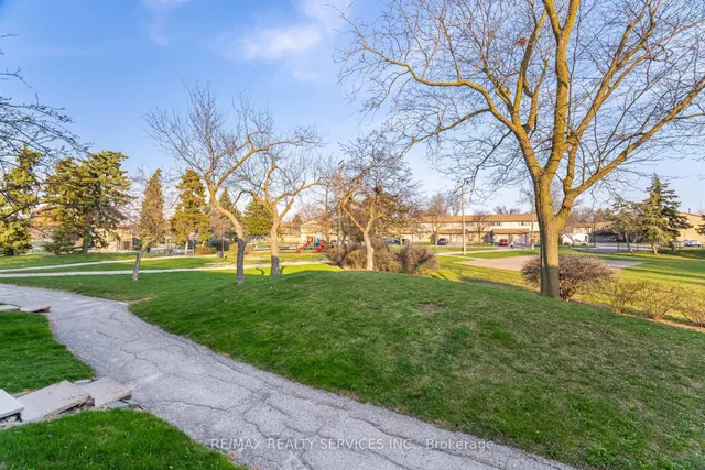 Additional image 37 of 93 Hansen Rd Unit 20