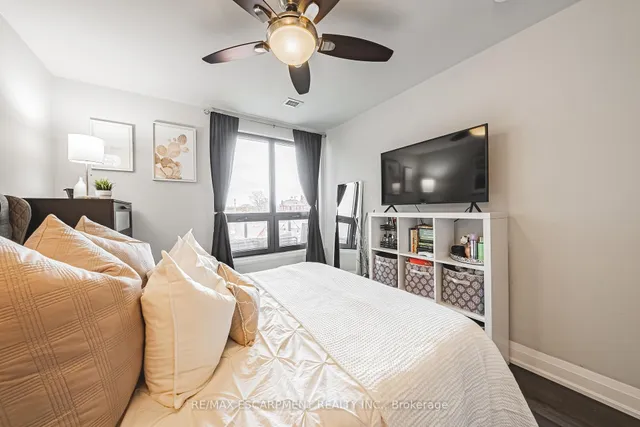 Additional image 12 of 181 James St Unit 402