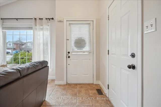 Additional image 13 of 32 Sonoma Lane