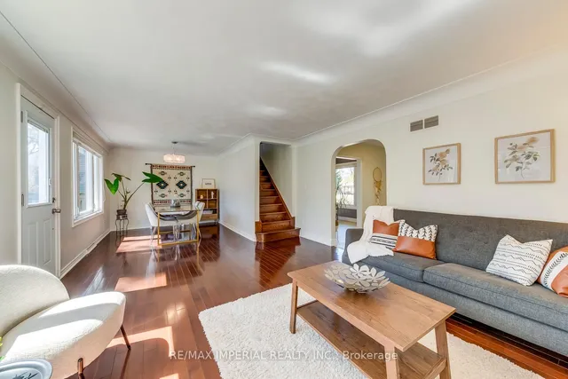 Additional image 12 of 2048 Devon Rd