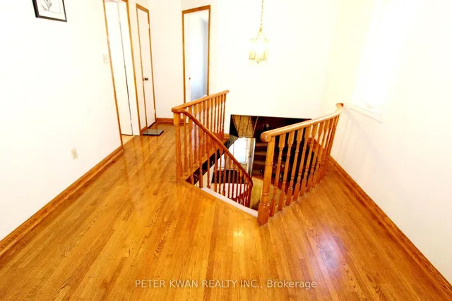 Additional image 15 of 19 Sandyhook Sq