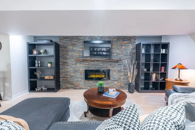 Additional image 33 of 3523 Fowler Crt