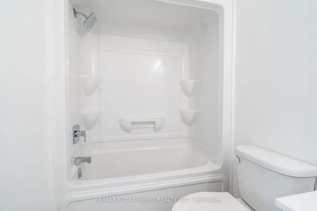 Additional image 30 of 18 Clear Valley Lane