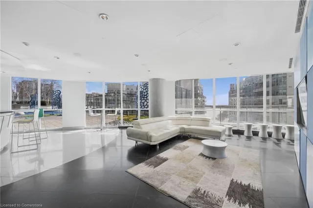 Additional image 30 of 38 Dan Leckie Way Unit 1909