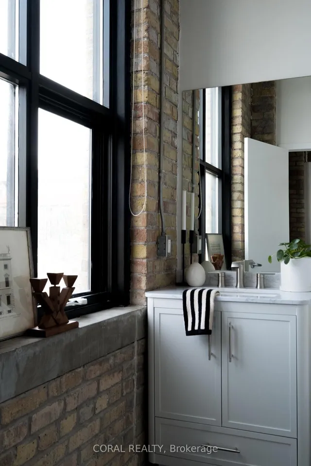 Additional image 26 of 736 Dundas St Unit 407