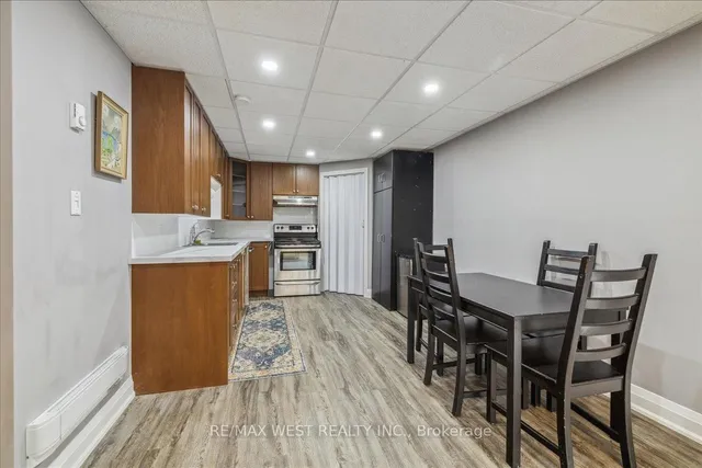 Additional image 21 of 1032 King Rd