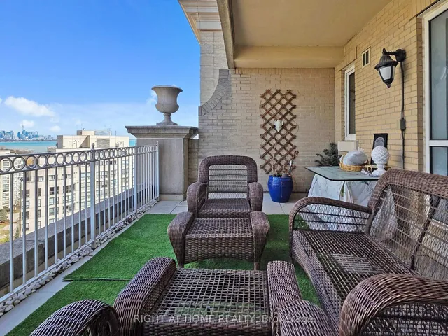 Additional image 45 of 2287 Lake Shore Blvd Unit Ph1501