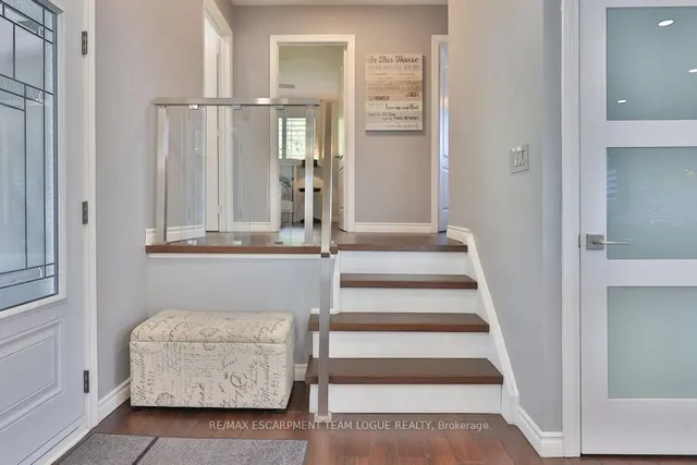 Additional image 18 of 685 CASTLEGUARD Cres