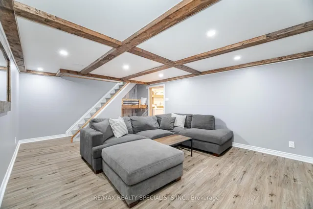 Additional image 22 of 2083 Mount Royal Ave