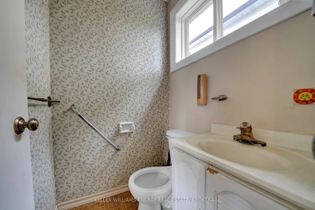 Additional image 36 of 29 Parkington Cres