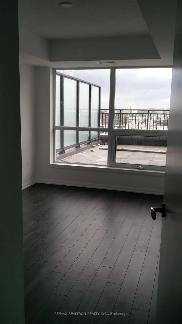 Additional image 16 of 830 Lawrence Ave Unit 917