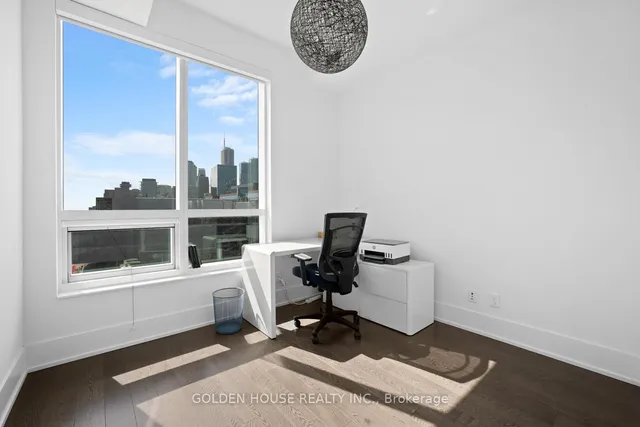 Additional image 38 of 55 Merchants' Wharf N/A Unit 1023