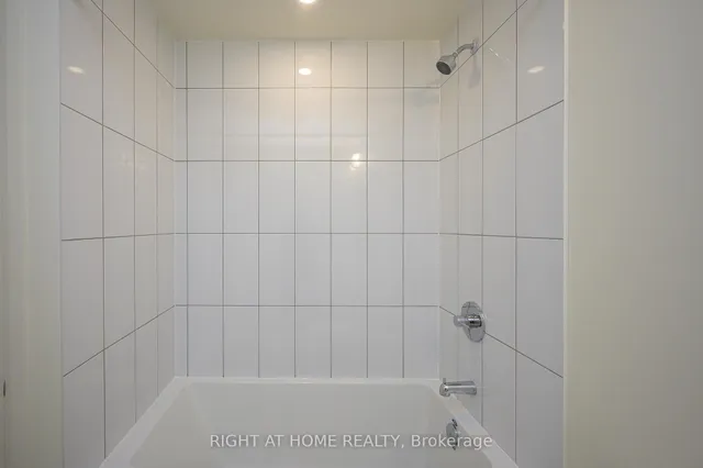 Additional image 10 of 509 Dundas St Unit 605