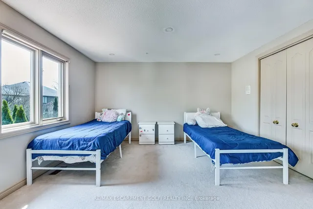 Additional image 16 of 113 Meadowlands Blvd