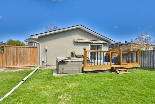 Additional image 40 of 685 CASTLEGUARD Cres