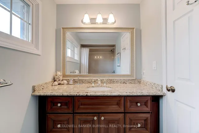 Additional image 32 of 2251 Mansfield Dr