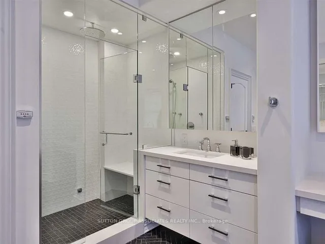 Additional image 31 of 31 Webster Ave