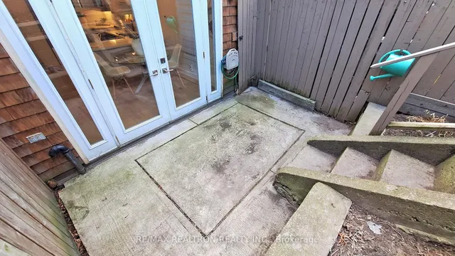 Additional image 34 of 92 Walpole Ave