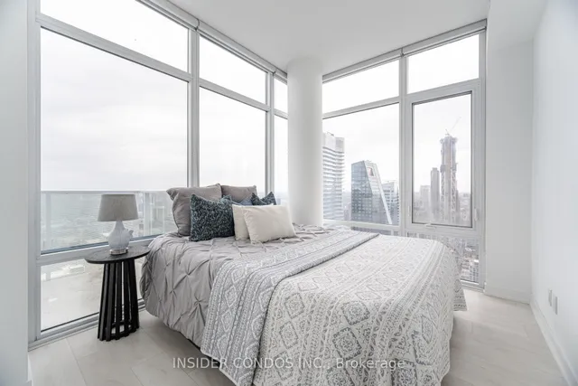 Additional image 24 of 501 Yonge St Unit 5202