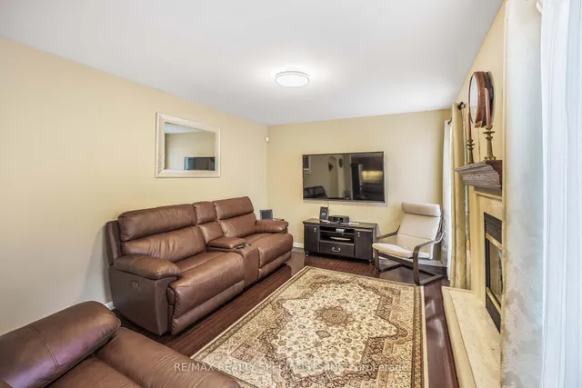 Additional image 14 of 1353 Clark Blvd