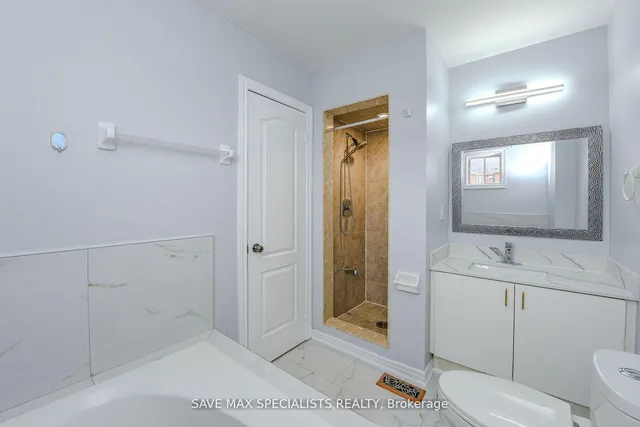 Additional image 37 of 622 Lumberton Cres