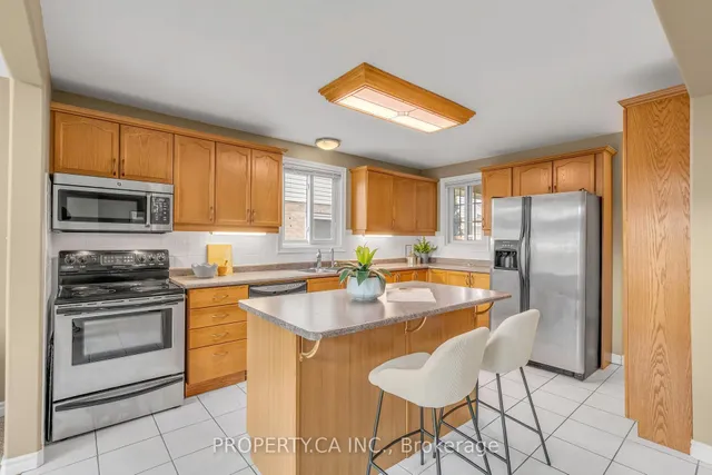 Additional image 4 of 294 Huck Cres