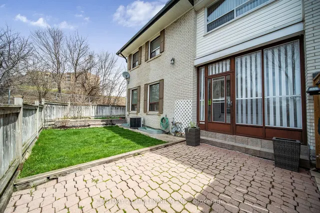 61 Ardglen Dr Unit 19