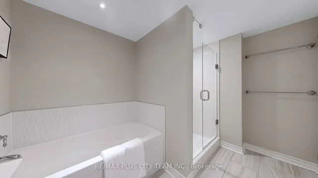 Additional image 18 of 25 The Esplanade N/A Unit 1615