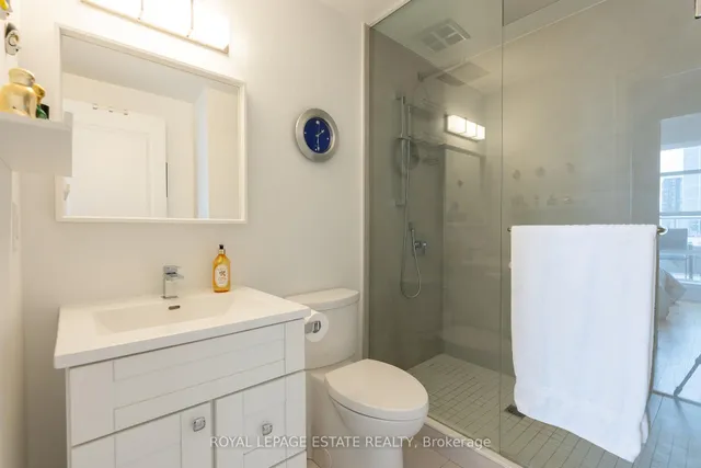 Additional image 15 of 438 Richmond St Unit 1409