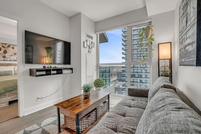 Additional image 4 of 33 Shore Breeze Dr Unit 1105