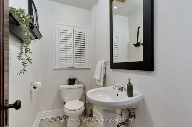 Additional image 12 of 16 Halford Ave