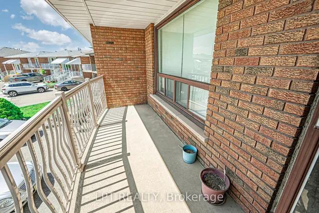 Additional image 32 of 71 Arthur Griffith Dr