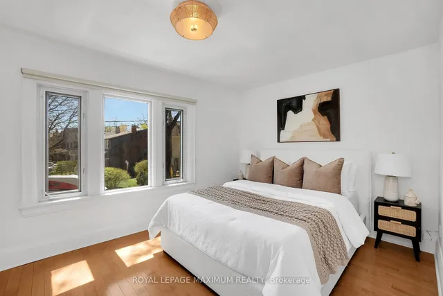 Additional image 19 of 30 Dixon Ave